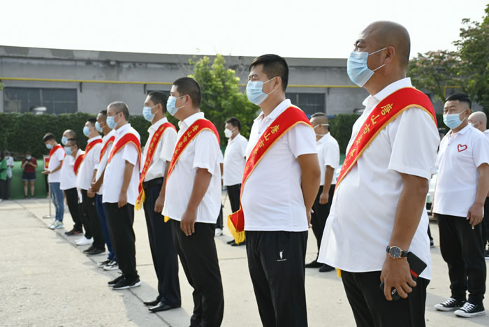 10名“的哥”受表彰！唐山市2022年“最美出租车司机”发布2.jpg