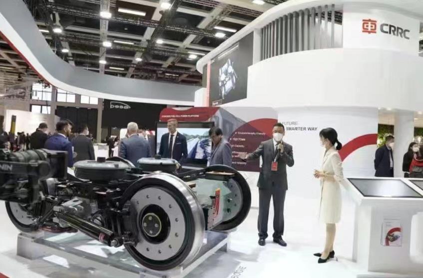 中国中车全球首发“弓”系转向架3.jpg