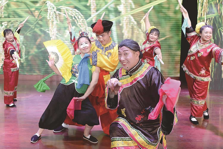 滦州地秧歌入选 “中华体育文化优秀项目”.jpg