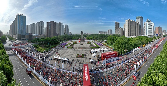 纵“马”唐山，感受英雄城市想不到的美1.jpg