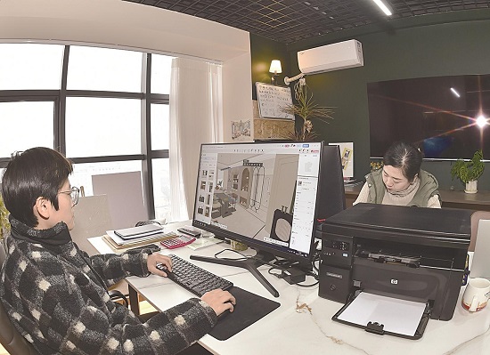 路北强化创业孵化基地建设1.jpg