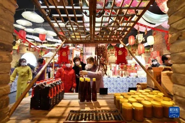 “非遗”年货节 红火迎新春5.jpg
