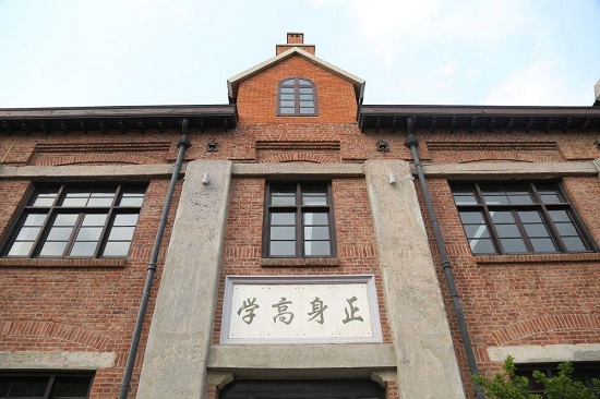 河北唐山：新旧碰撞出“城市记忆”2.jpg