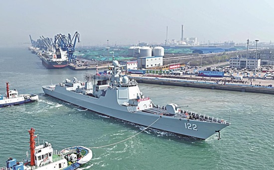 英雄城市薪火传 舰城携手启新程1.jpg