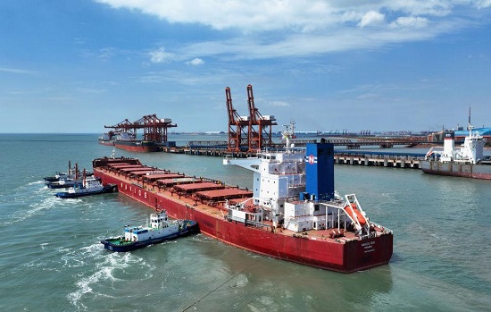 河北曹妃甸港区货物吞吐量持续攀升7.jpg