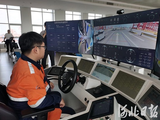 港口“开”无人车，行驶平均误差不超5厘米2.jpeg