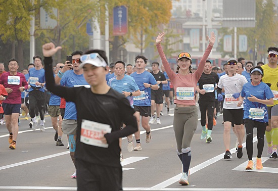 唐山银行·2024唐山马拉松圆满落幕2.jpg