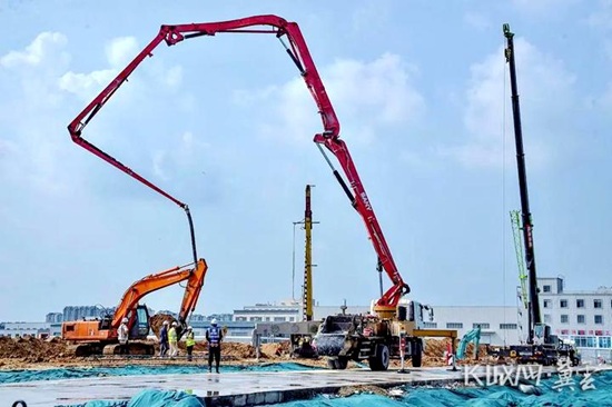 唐山1至7月重点项目完成投资额位居全省首位2.jpg