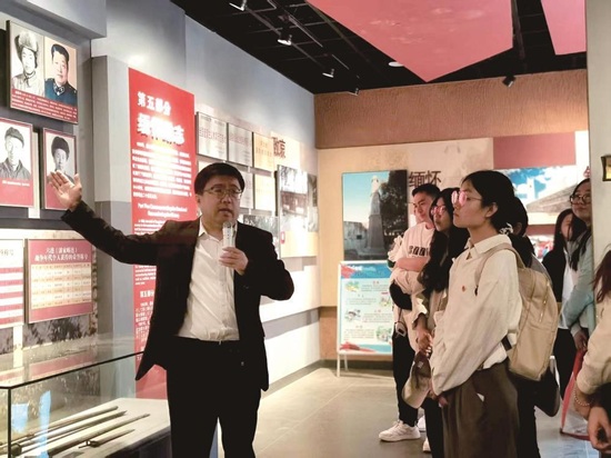 铭记抗战历史 传承爱国精神11.jpg