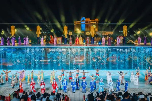 单日游客量11.8万人次！河头老街登顶抖音全国景点榜3.jpg