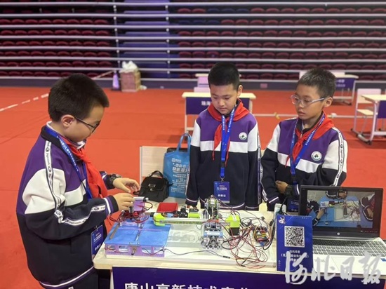 唐山高新区学子斩获全国空天创新大赛多项殊荣1.jpeg 唐山高新区学子斩获全国空天创新大赛多项殊荣1.jpeg