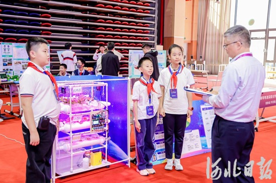 唐山高新区学子斩获全国空天创新大赛多项殊荣2.jpeg 唐山高新区学子斩获全国空天创新大赛多项殊荣2.jpeg