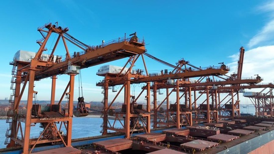 新华社报道唐山丨机遇中国 美丽河北——“港口之城”2.jpg 新华社报道唐山丨机遇中国 美丽河北——“港口之城”2.jpg