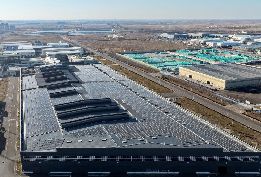 河北唐山：厂房屋顶清洁能源助力绿色发展3.jpg